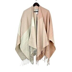New SOIA & KYO Poncho Women Pink OS Shawl Blanket Wrap Fringed Cape Boho Cozy E2